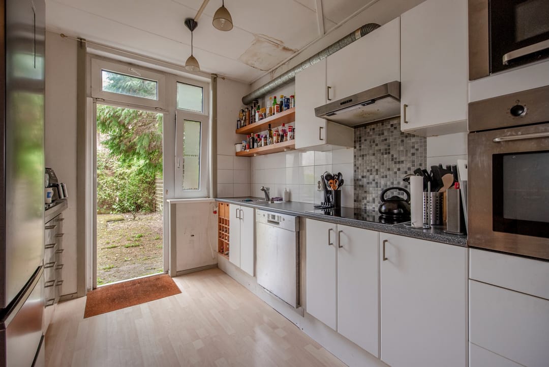 Photo 11 of Deimanstraat 326