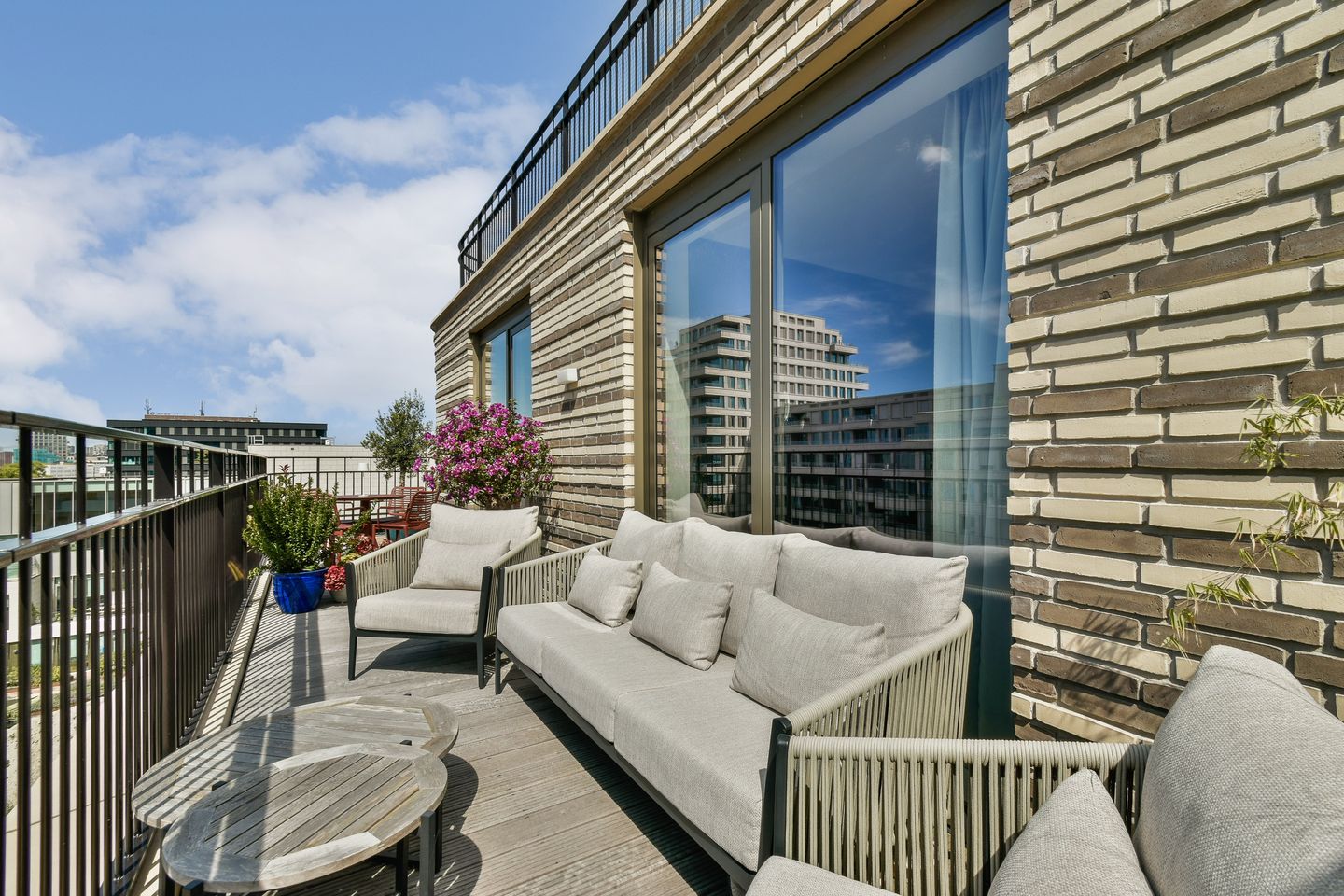 Foto 5 van Spadinalaan 569