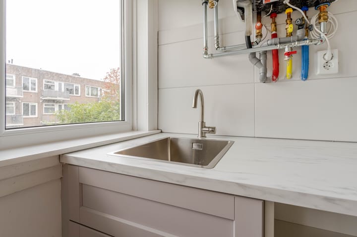 Foto 10 van Wieringerstraat 15-B