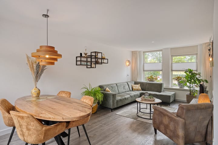 Foto 2 van Vicarielaan 10