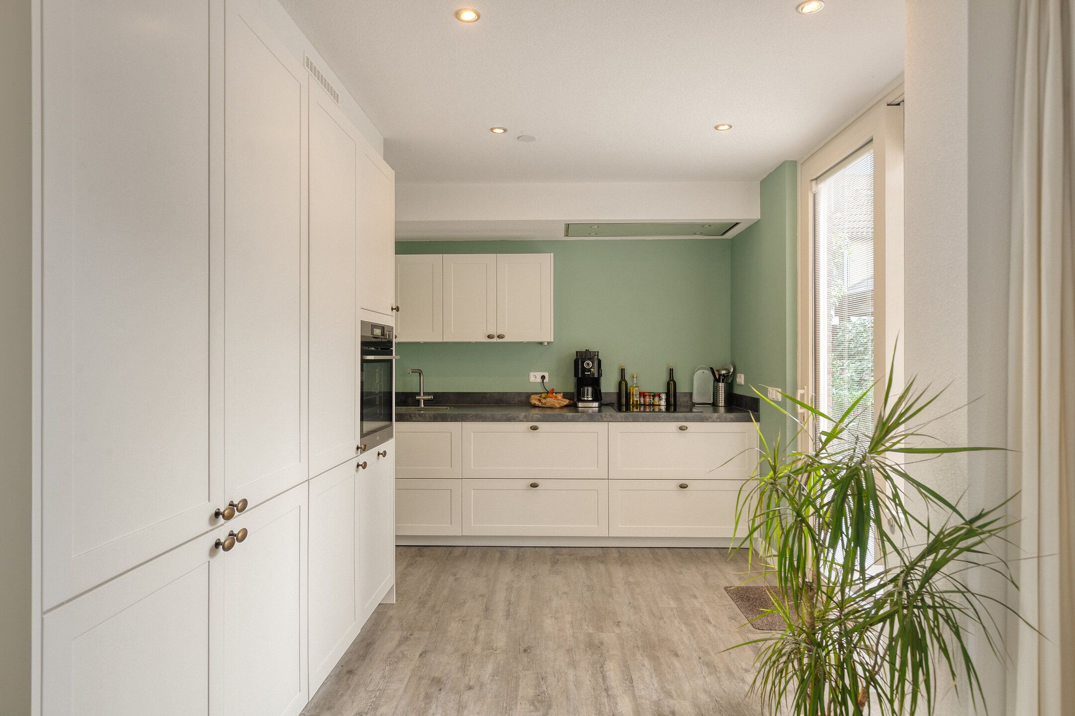 Foto 12 van Vicarielaan 10