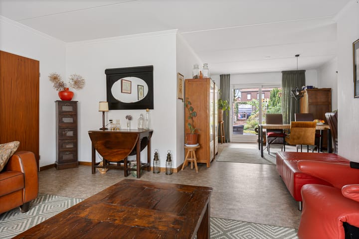 Photo 15 of Heer Willemstraat 6