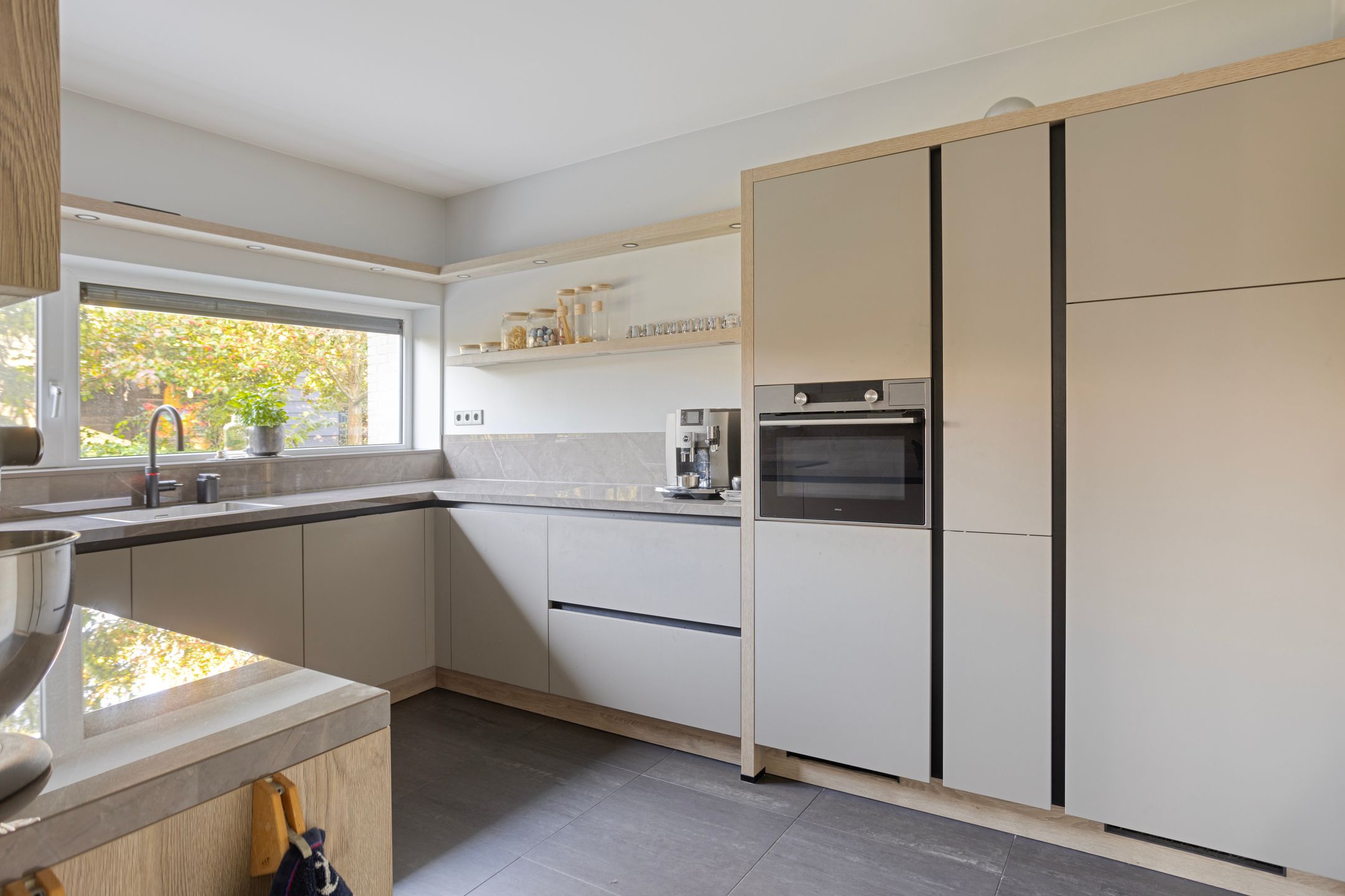 Foto 12 van Rozemarijnstraat 9