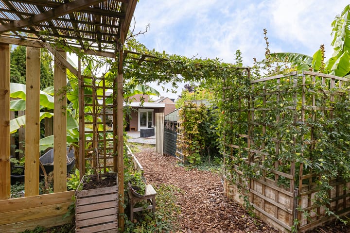 Photo 39 of Heer Willemstraat 6