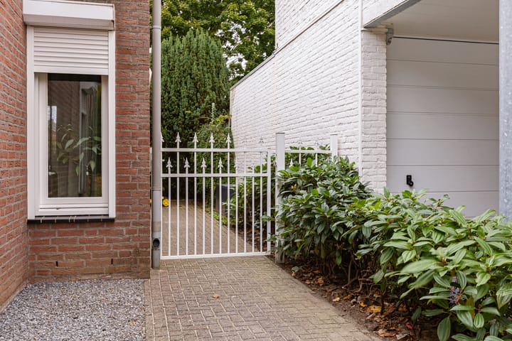 Photo 45 of Heer Willemstraat 6