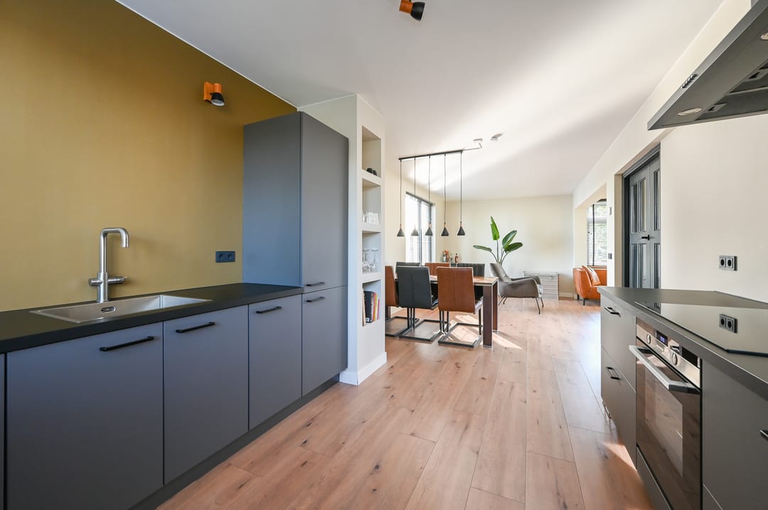 Photo 13 of Schollevaarstraat 34