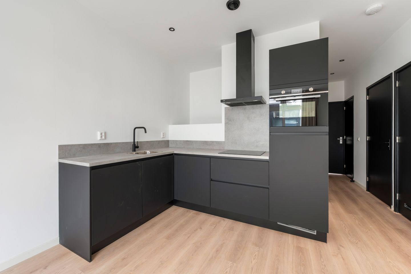 Foto 14 van Hilledijk 210-B