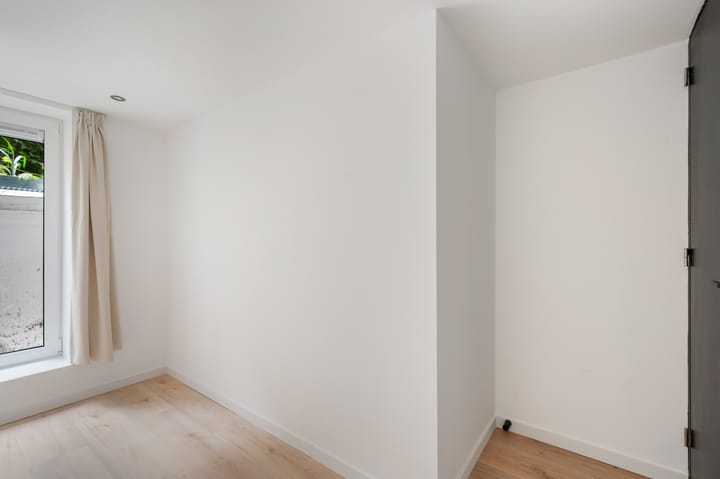 Foto 26 van Hilledijk 210-B