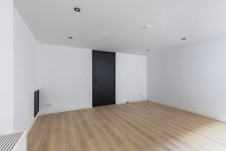 Foto 14 van Hilledijk 210-C