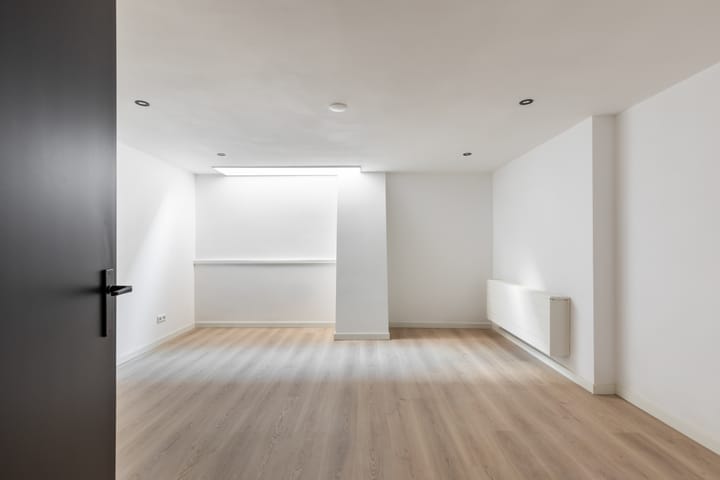 Foto 29 van Hilledijk 210-C