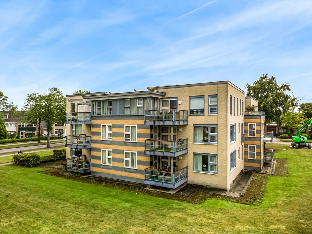 Photo 1 of Kamerlingh Onneslaan 135-C