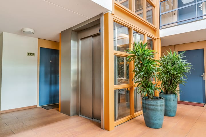 Foto 4 van Kamerlingh Onneslaan 135-C