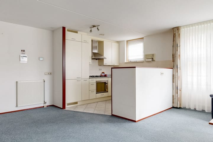 Foto 10 van Kamerlingh Onneslaan 135-C