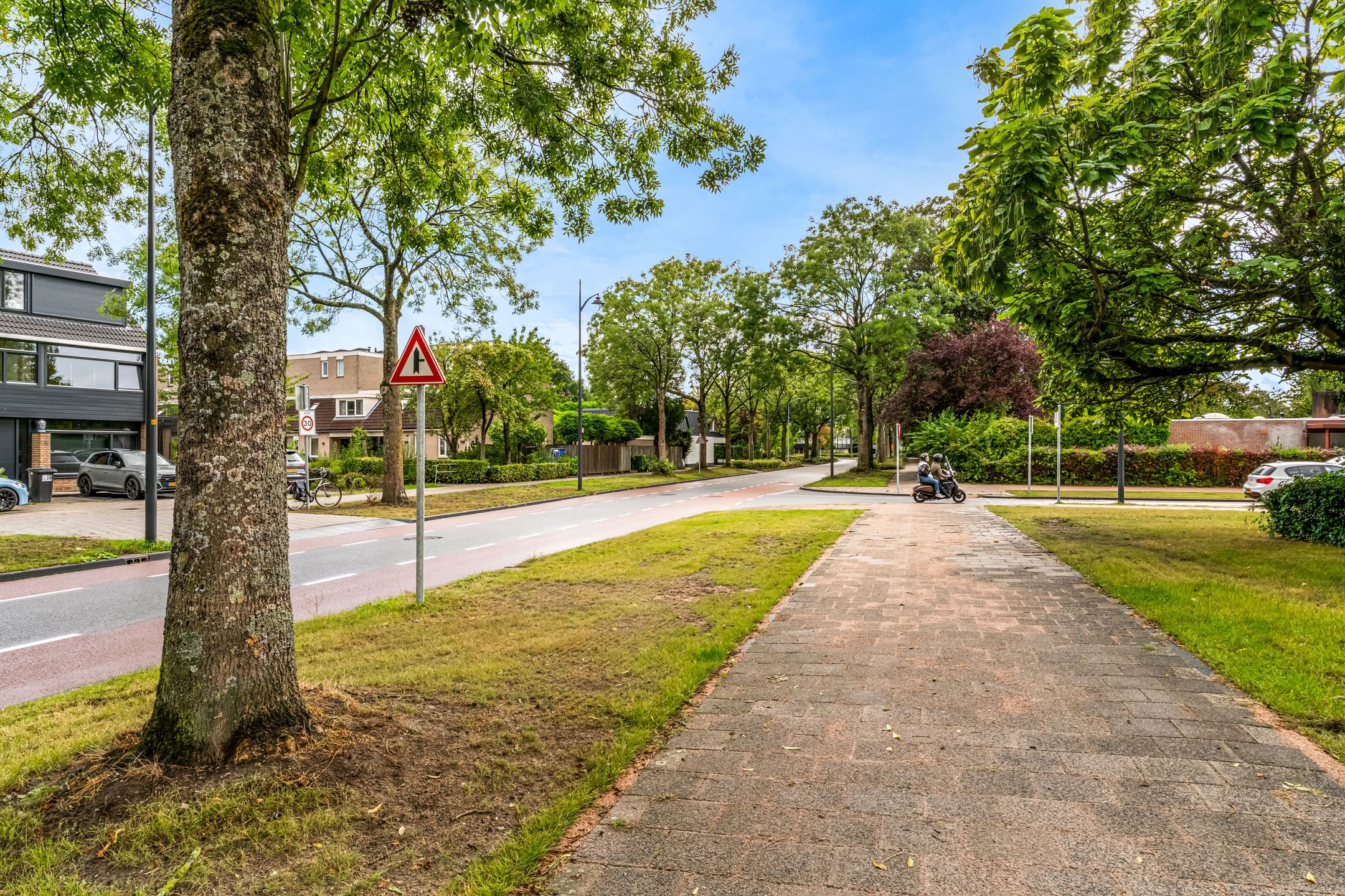 Photo 24 of Kamerlingh Onneslaan 135-C