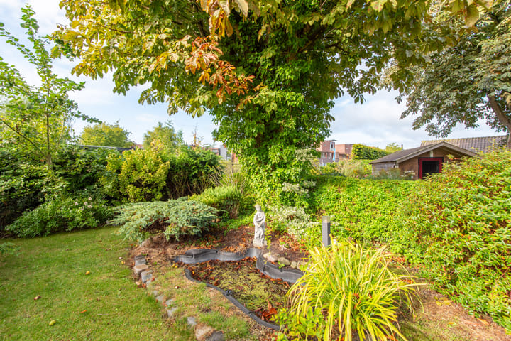 Photo 45 of van Wassenaerstraat 4