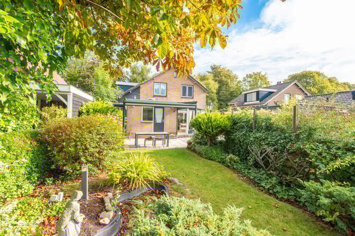 Photo 47 of van Wassenaerstraat 4