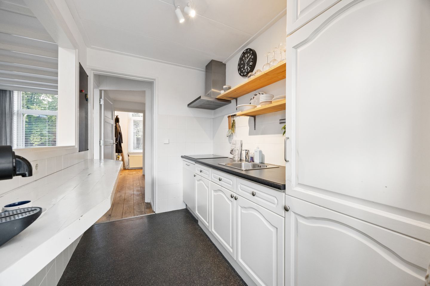 Photo 10 of Alexanderstraat 52