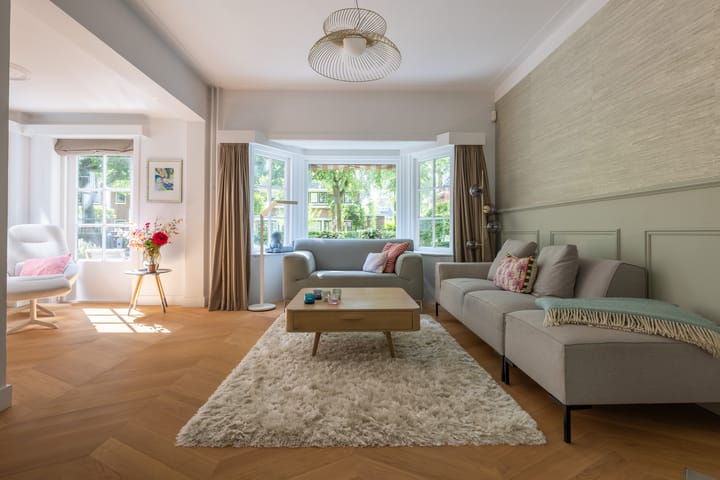 Photo 2 of van der Helstlaan 13