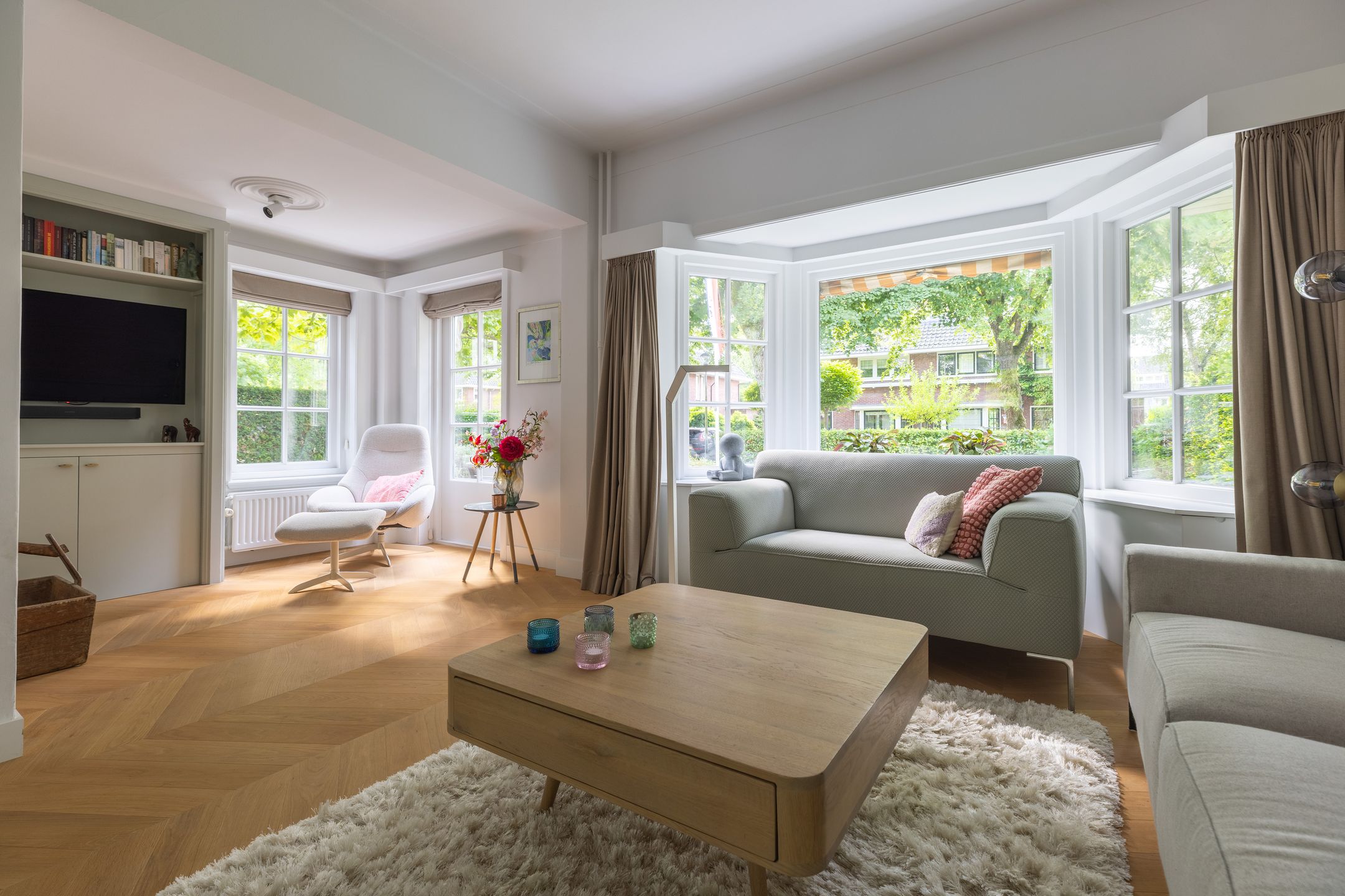 Photo 3 of van der Helstlaan 13