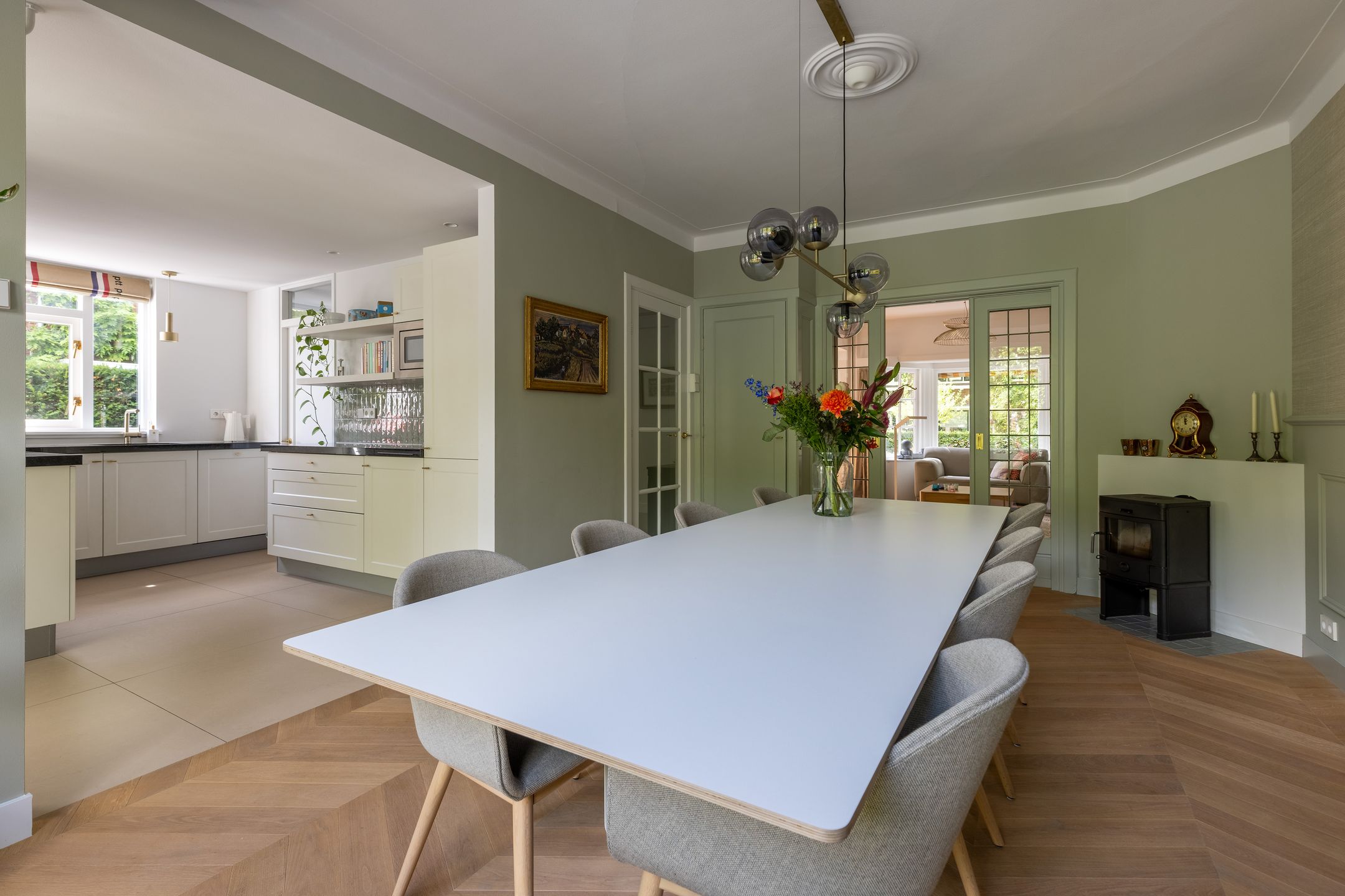 Photo 9 of van der Helstlaan 13