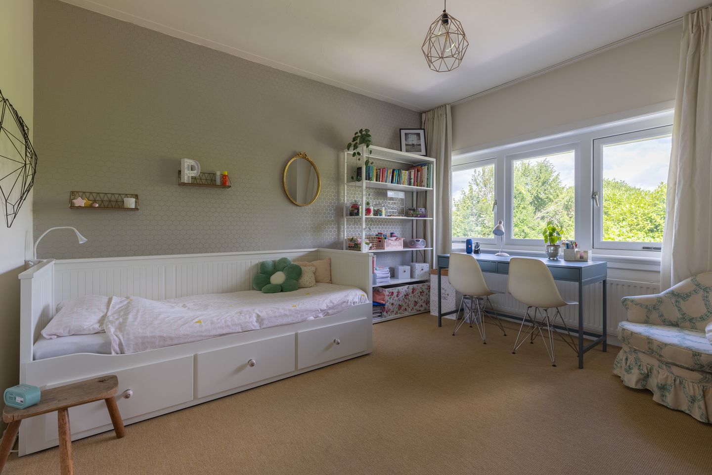 Photo 20 of van der Helstlaan 13