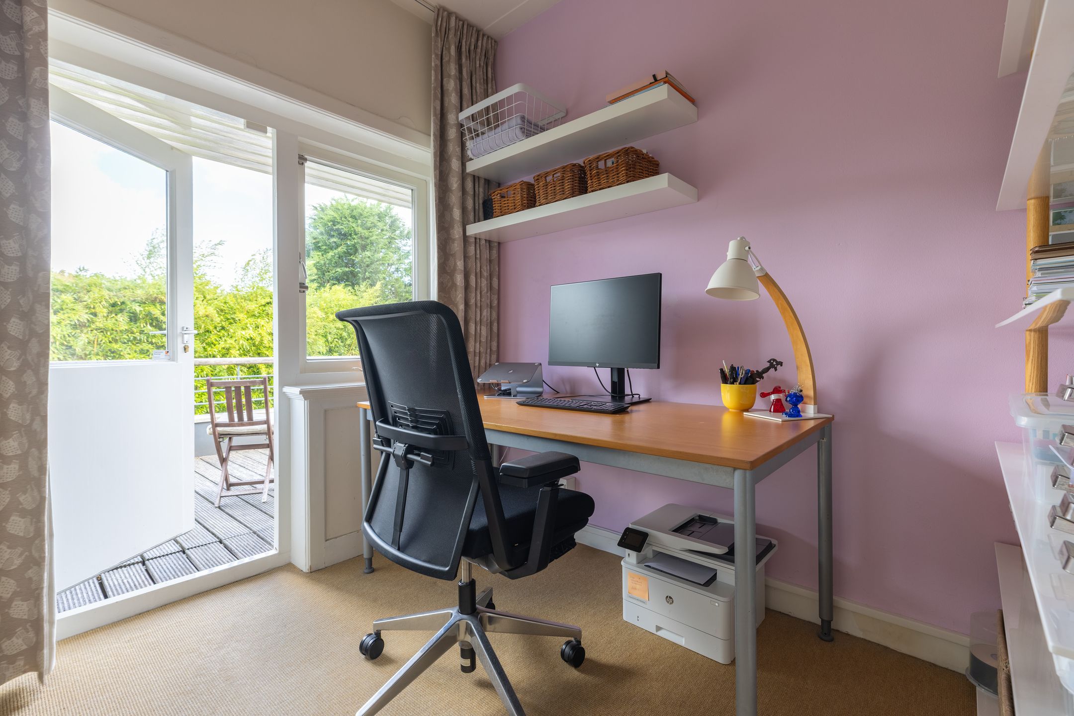 Photo 21 of van der Helstlaan 13