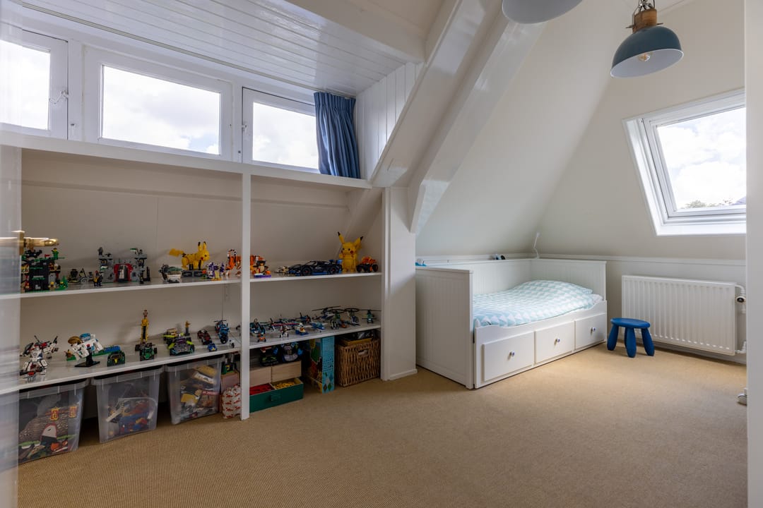 Photo 23 of van der Helstlaan 13