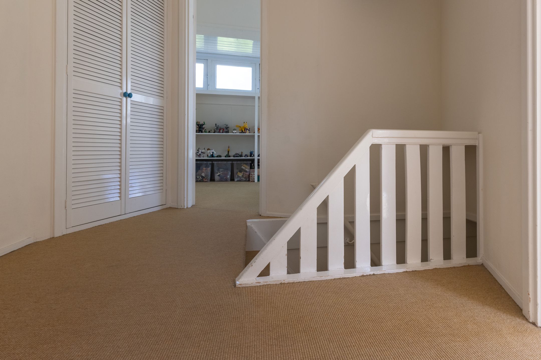 Photo 24 of van der Helstlaan 13