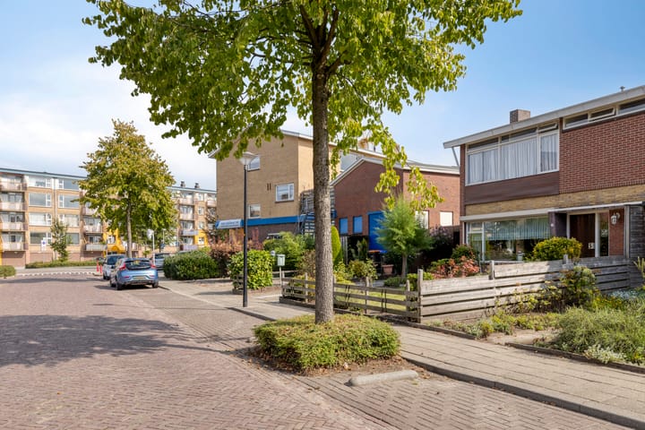 Photo 3 of Hazelderstraat 1