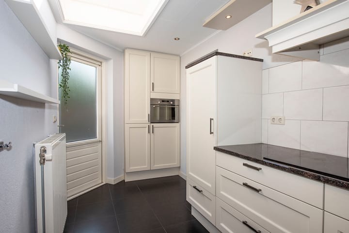 Photo 15 of SJ Spanjaardstraat 33