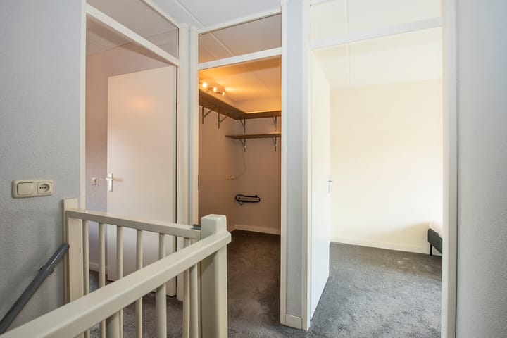 Photo 18 of SJ Spanjaardstraat 33