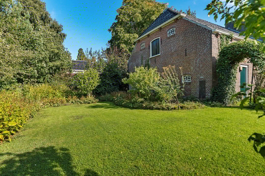 Photo 37 of Hoofdstraat 113