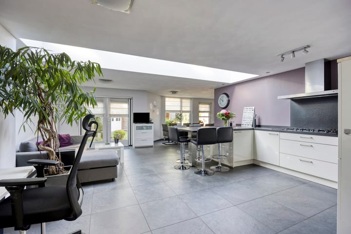 Foto 12 van Meester Kesselsstraat 8