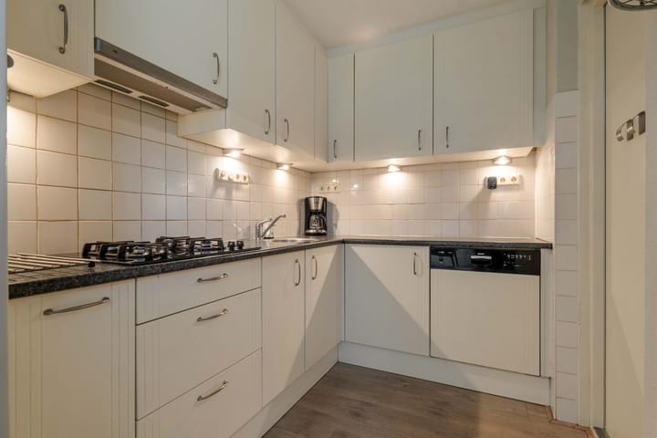 Foto 3 van Dotterbloem 33