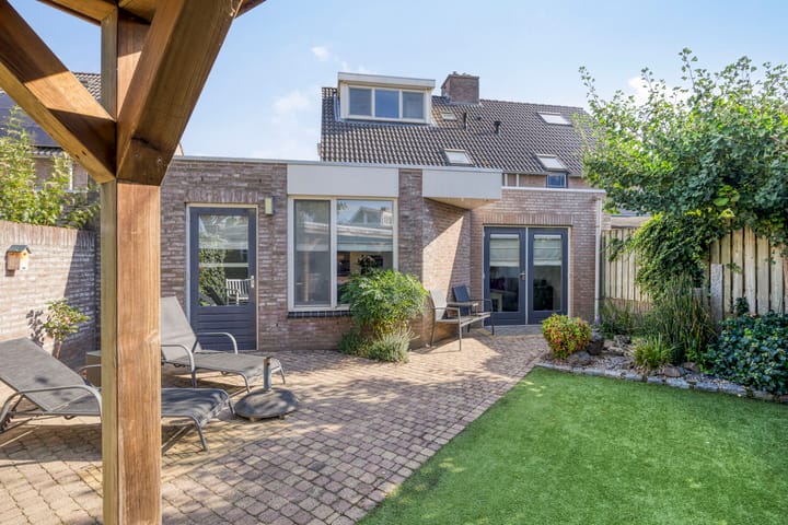 Foto 48 van Meester Kesselsstraat 8