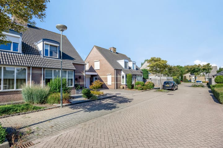 Foto 50 van Meester Kesselsstraat 8