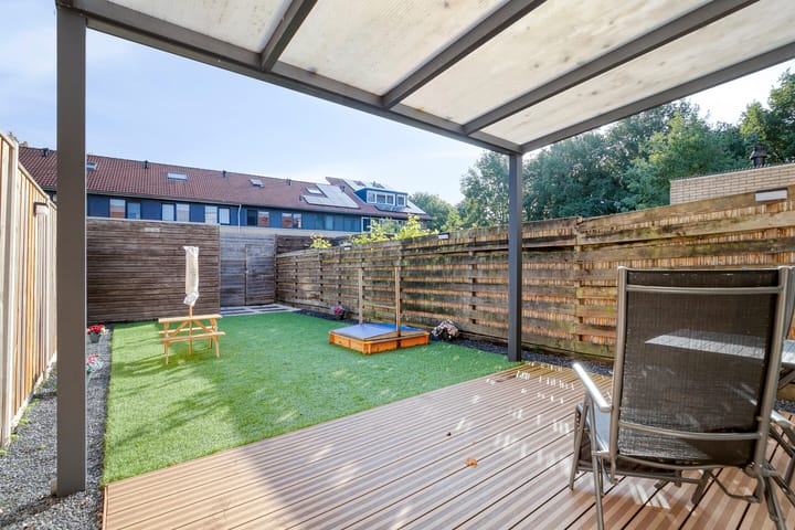 Photo 27 of Rudolf Nureyevstraat 97