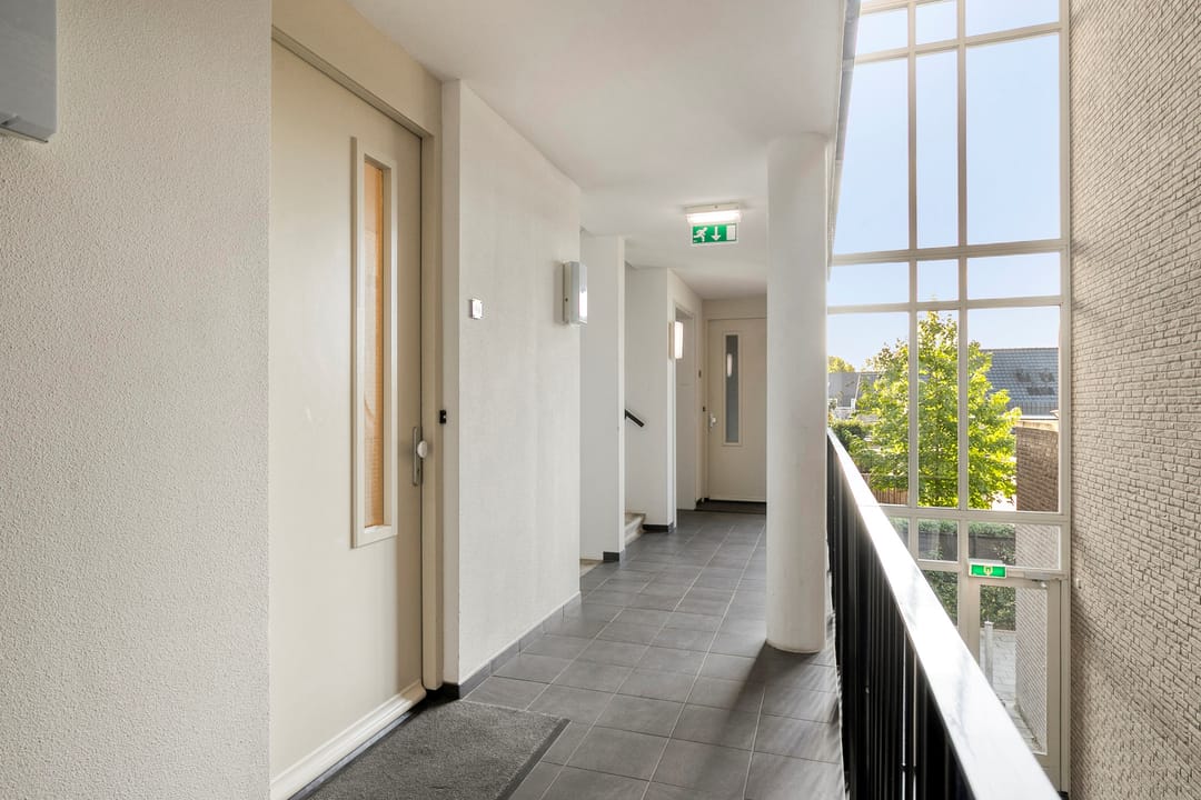 Foto 11 van Carmelietenstraat-oost 4-A