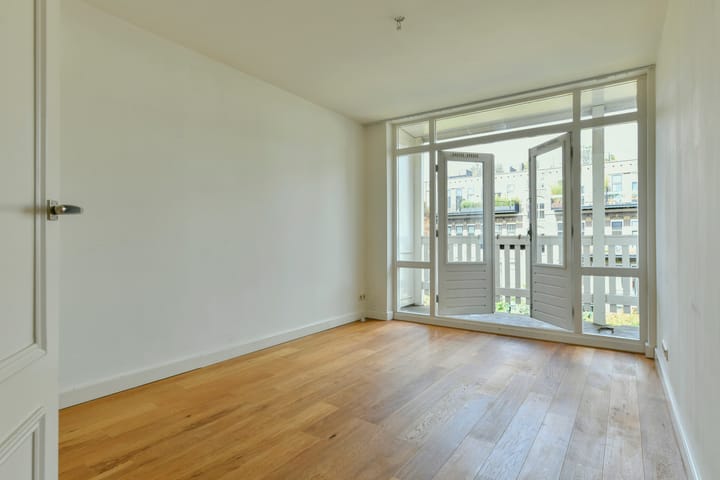 Foto 16 van Marcusstraat 19-C