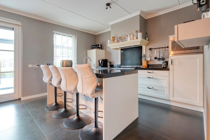 Foto 16 van Van Sandickstraat 5