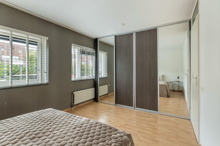 Photo 37 of Malberg 3