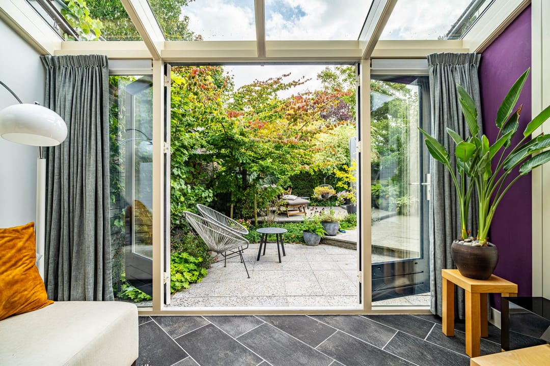 Photo 2 of Catharinastraat 10