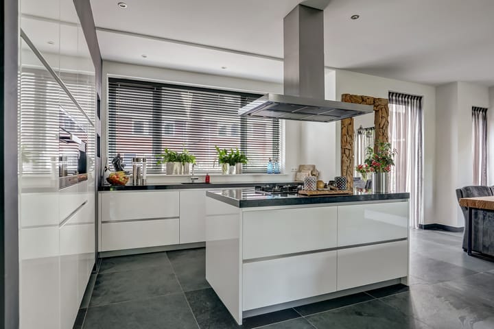 Photo 8 of Katschip 48