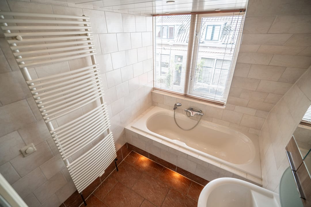 Photo 41 of Catharinastraat 10