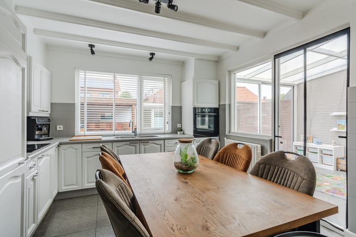 Foto 16 van Johan Brouwerstraat 32