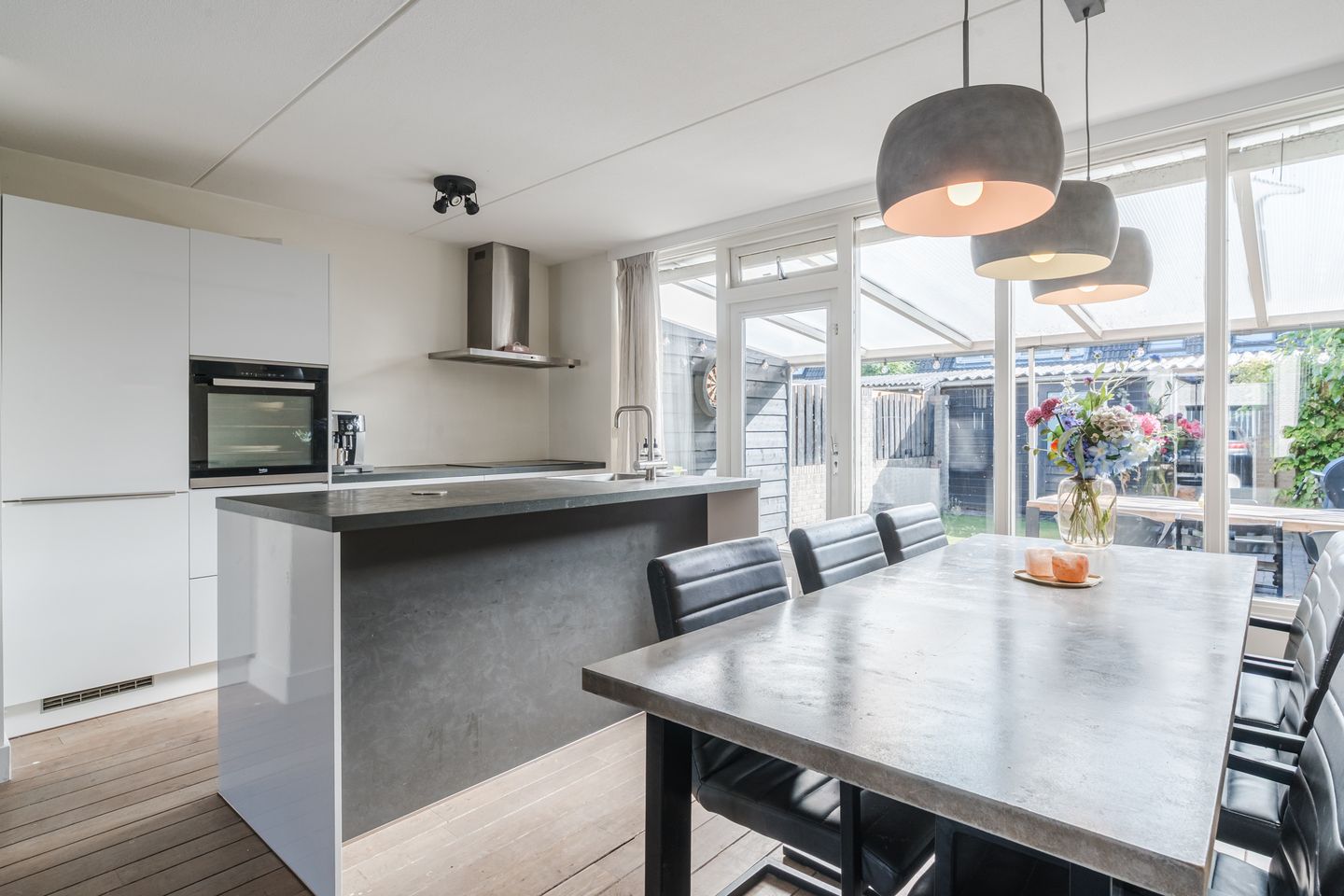 Foto 10 van Herwijnenstraat 34