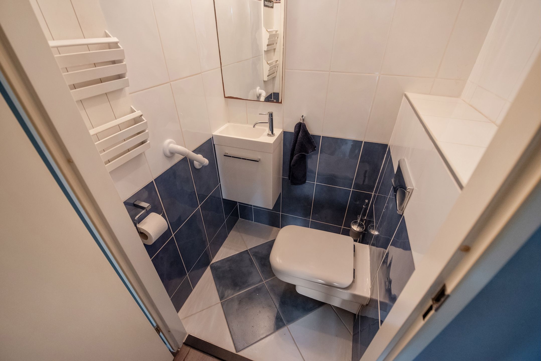 Photo 6 of Vuursteen 31