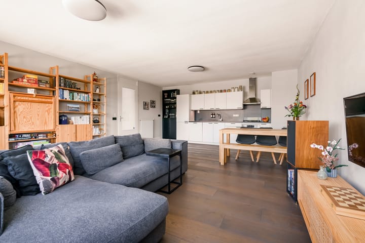 Foto 10 van Bellamystraat 374-B