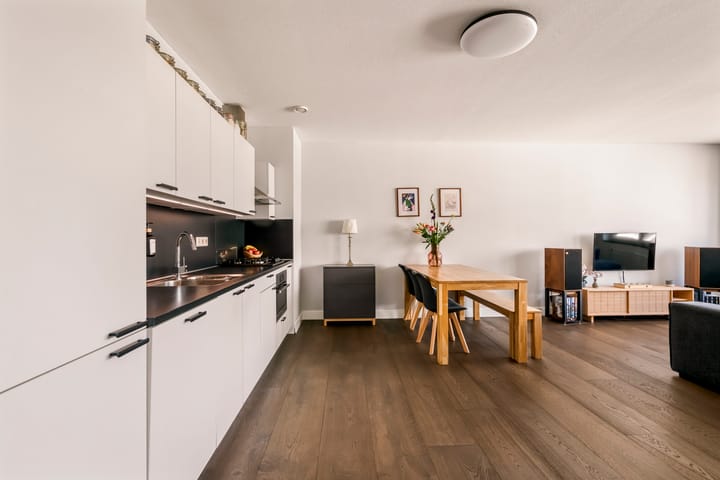 Foto 16 van Bellamystraat 374-B