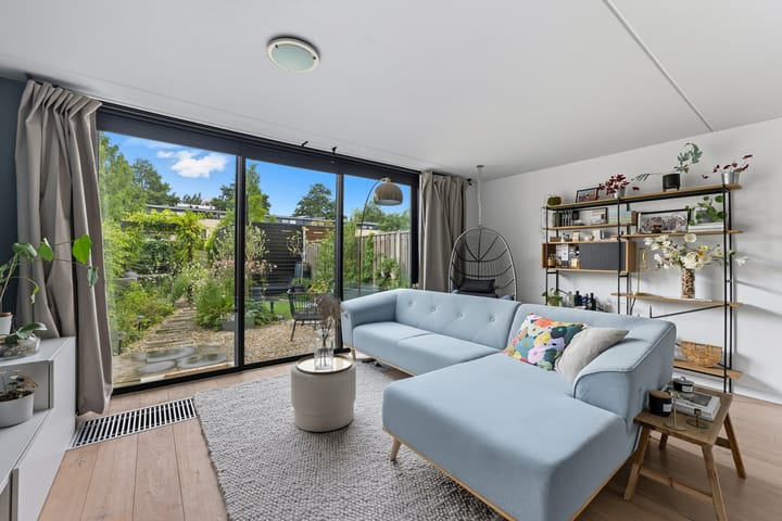 Photo 5 of Lorentzstraat 25-B